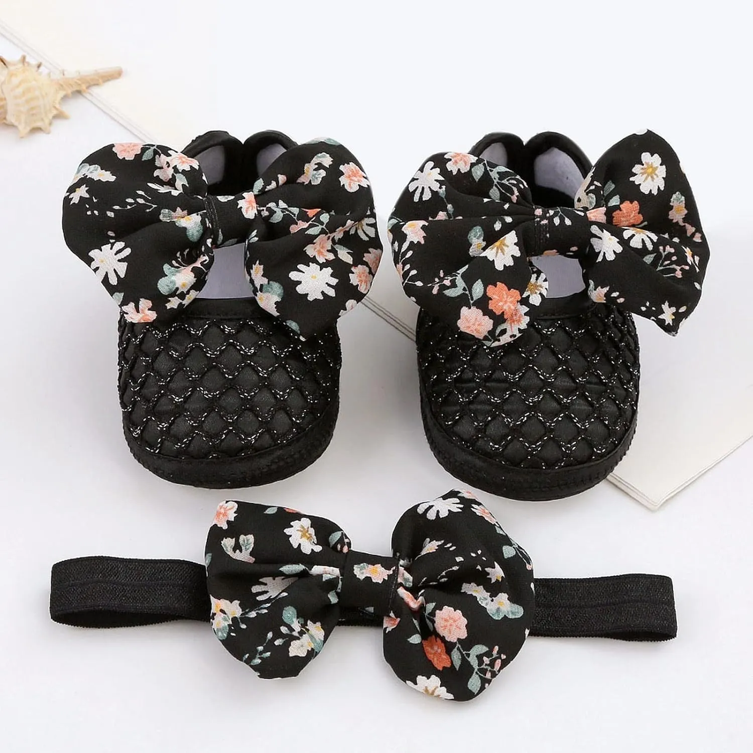 0 to 1 Year Old Baby Shoes Hair Band Set Cute Bow Princess Shoes 3 5 7 9 Months Soft Soled Walking Shoes Size Shoe (Black, 4 Infant)