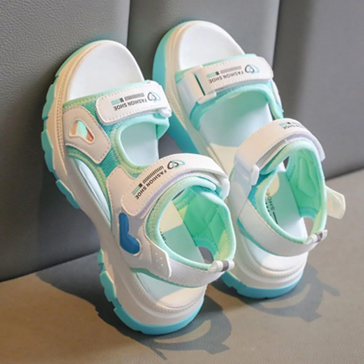 2024 New Shoes Girls Kids Shoes Casual Flat Sandals Fashion Soft Sole Outdoor Beach Sandals Infant Shoes