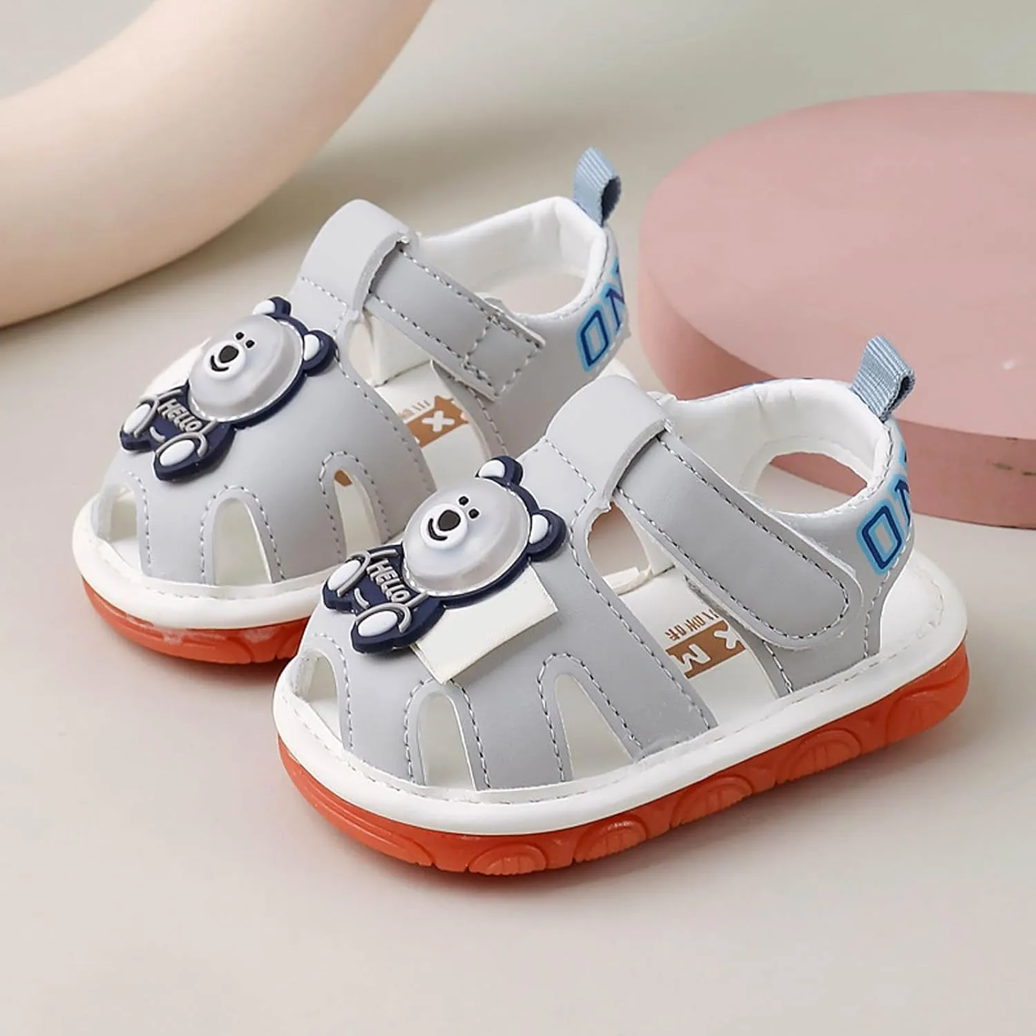 Baby Boy Girl Squeaky Sandals Summer Light Up Cute Bear Sandal Closed-Toe Non Slip Soft Sole Shoes Toddler First Walker Shoes