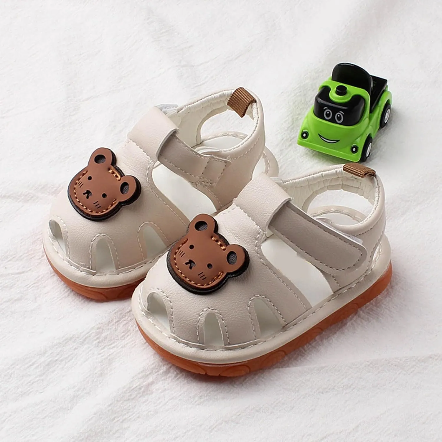 Baby Boys Girls Infant Squeaky Sandals Cute Bear Soft Sole Closed-Toe Anti-Slip Sandals Summer Toddler First Walkers Shoes