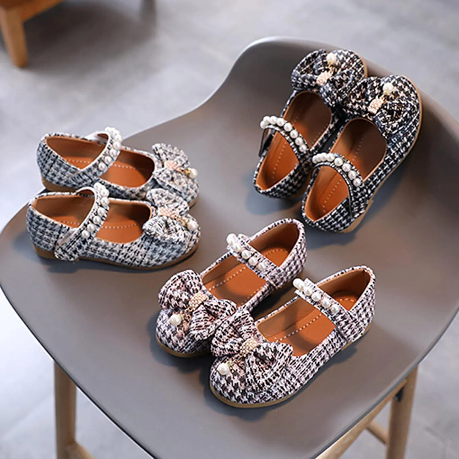 Children Flat Sole Shoes Girls Shoes Sandal Flower Bow Tie Shoes Hollow Flower Sandals Soft Sole Princess Shoes