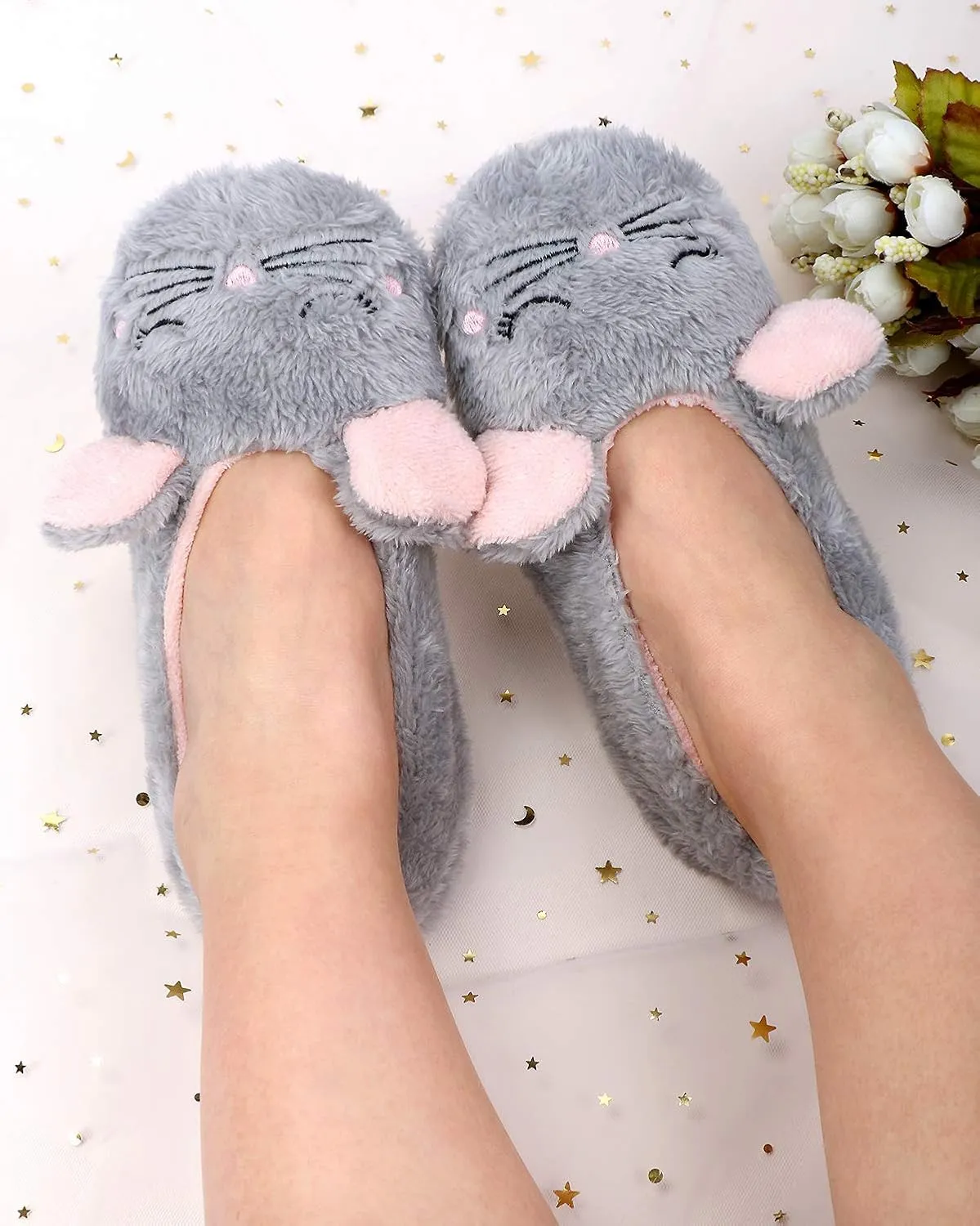 DICUIRD Kid's Animal Slipper Socks, Cartoon Cozy Fleece Indoor Kids Slipper, Fluzzy Warm Bedroom Shoes