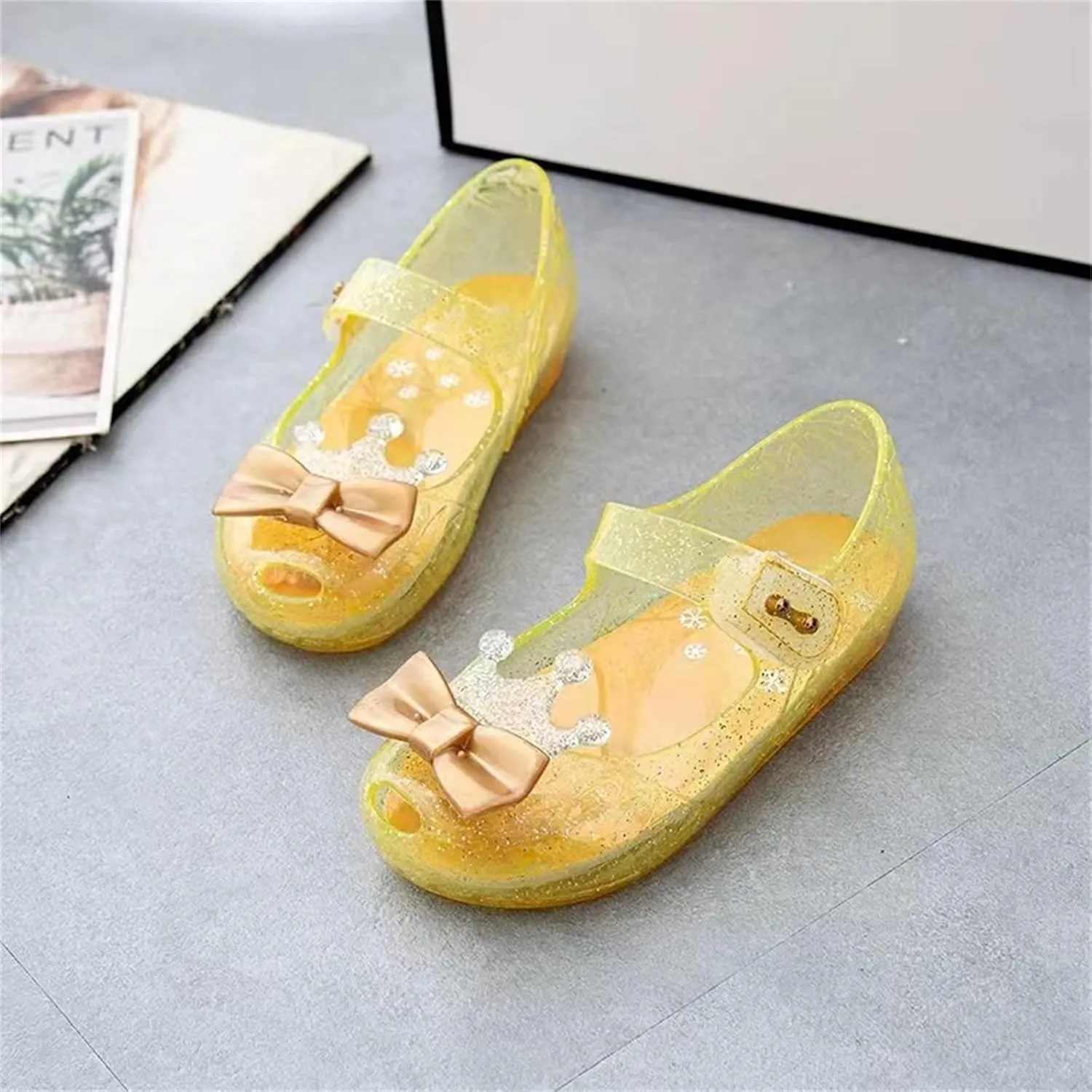 Girl Rubber Shoes Girls Shoes Crown Flash Diamond Crystal Soft Sole Non Slip Sandals Jelly Black Baby Sneaker