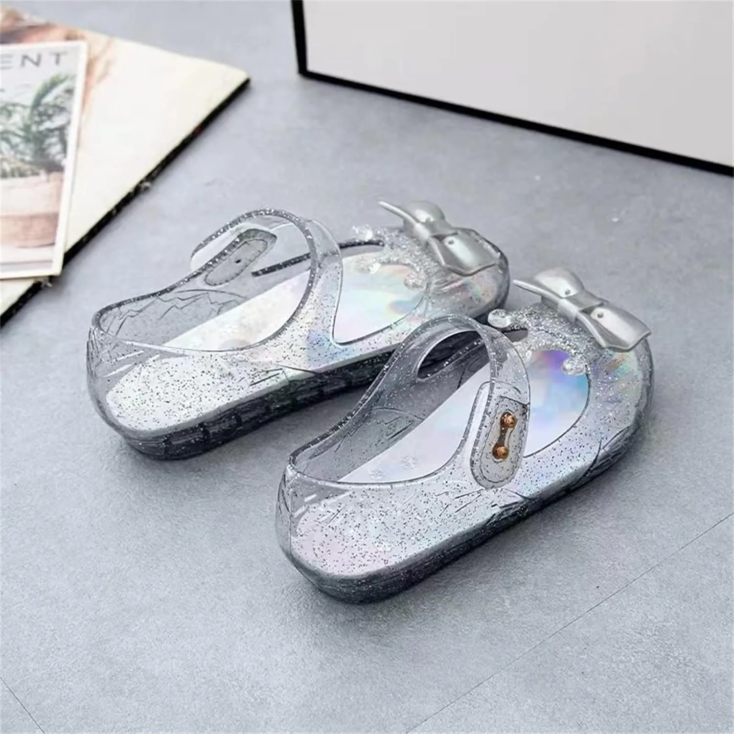 Girl Rubber Shoes Girls Shoes Crown Flash Diamond Crystal Soft Sole Non Slip Sandals Jelly Black Baby Sneaker