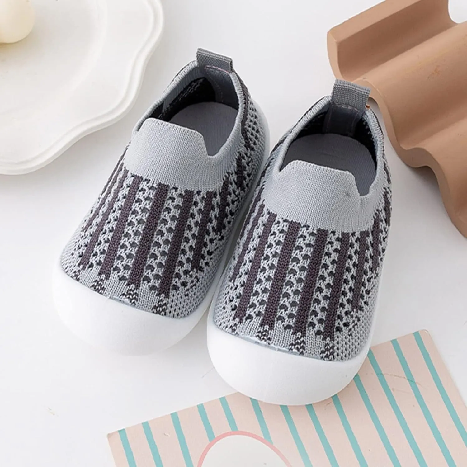 Infant Toddler Shoes Mesh Slip On Socks Shoes Soft Sole Non Slip Wear Out Toddler Floor Shoes Shoes Led Girls
