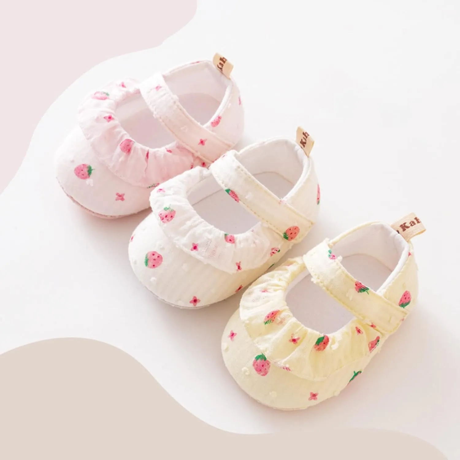 Infant Toddler Shoes Strawberry Prints Soft Non Slip Socks Baby Floor Sandals Socks Toddler Girl Cute Dress Shoes