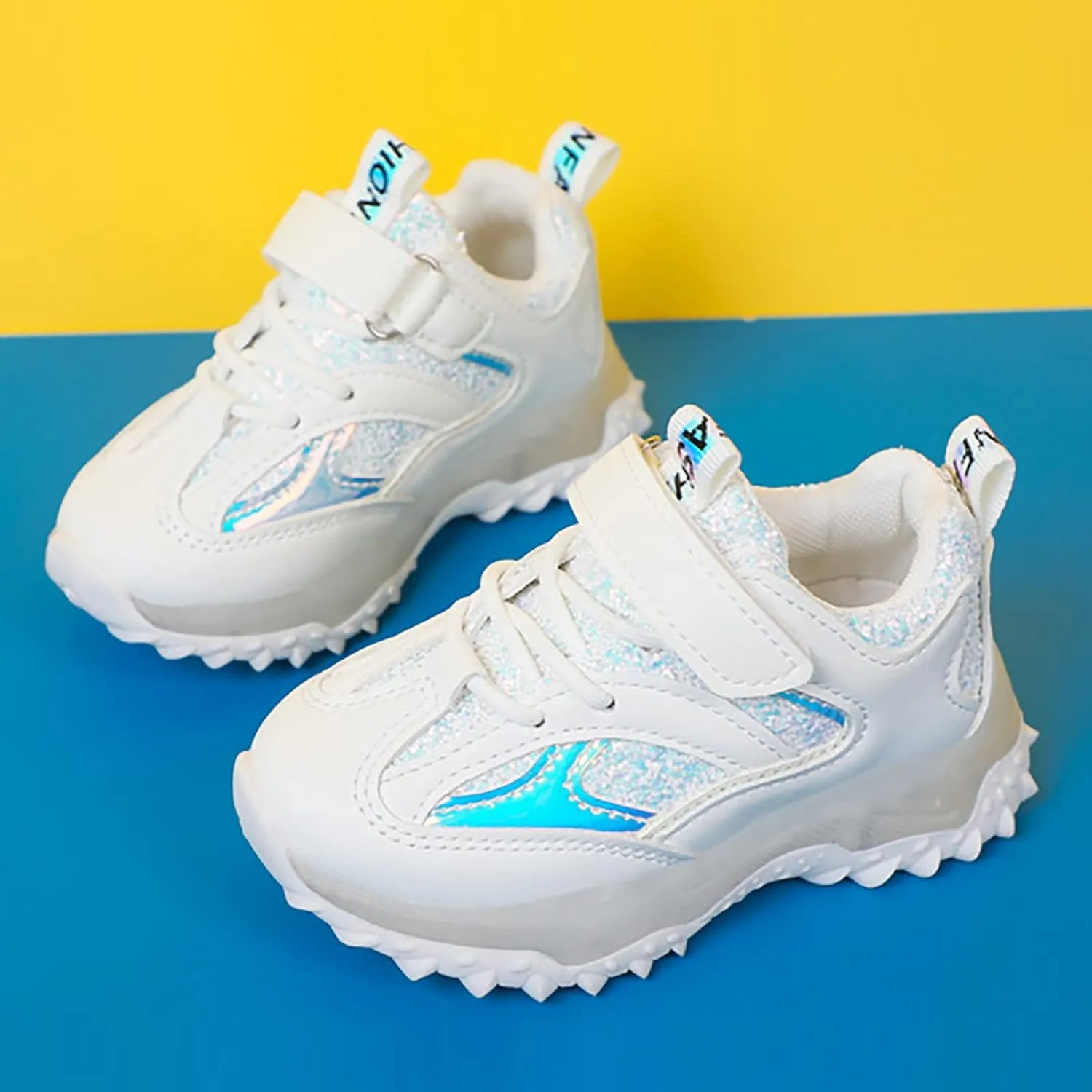 Spring Autumn Non Slip Soft Sole Baby Toddler LED Flashing Lights Shoes Boys Girls Kids Sports Shoes Shews for Girls