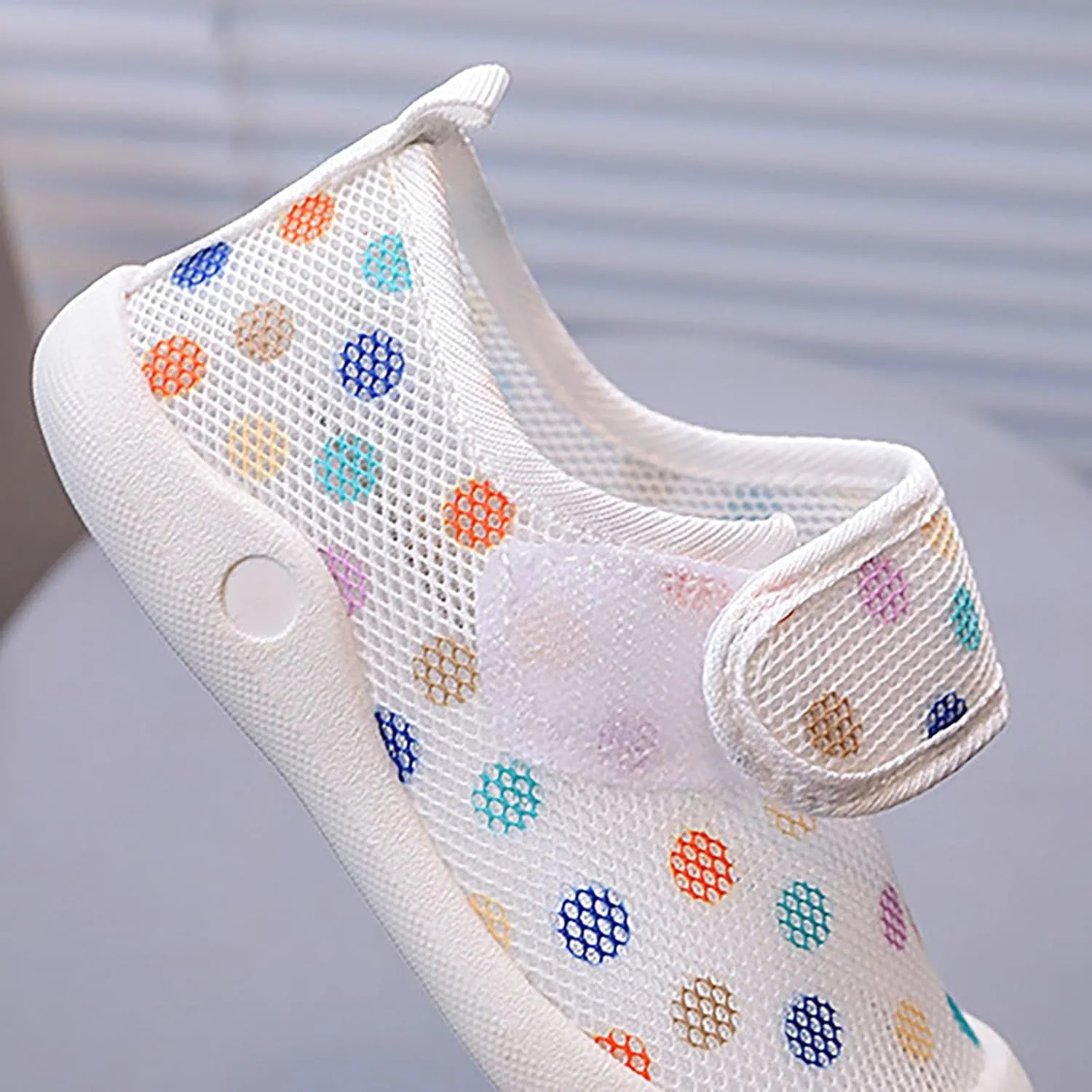 Summer New Hollowed Breathable Mesh Shoes Boys Baotou Anti Kick Sandals Girls Solid Color Beach Toddler Girl 8 Shoes