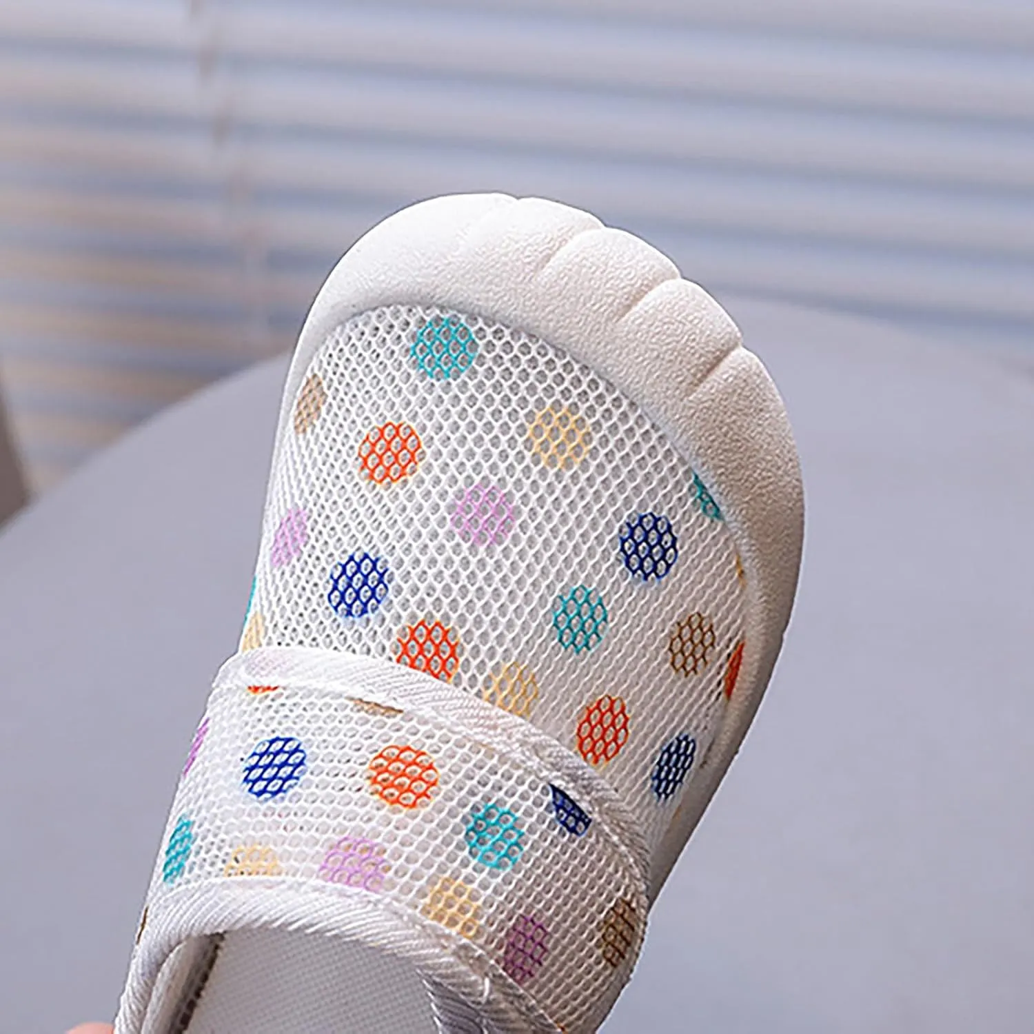 Summer New Hollowed Breathable Mesh Shoes Boys Baotou Anti Kick Sandals Girls Solid Color Beach Toddler Girl 8 Shoes