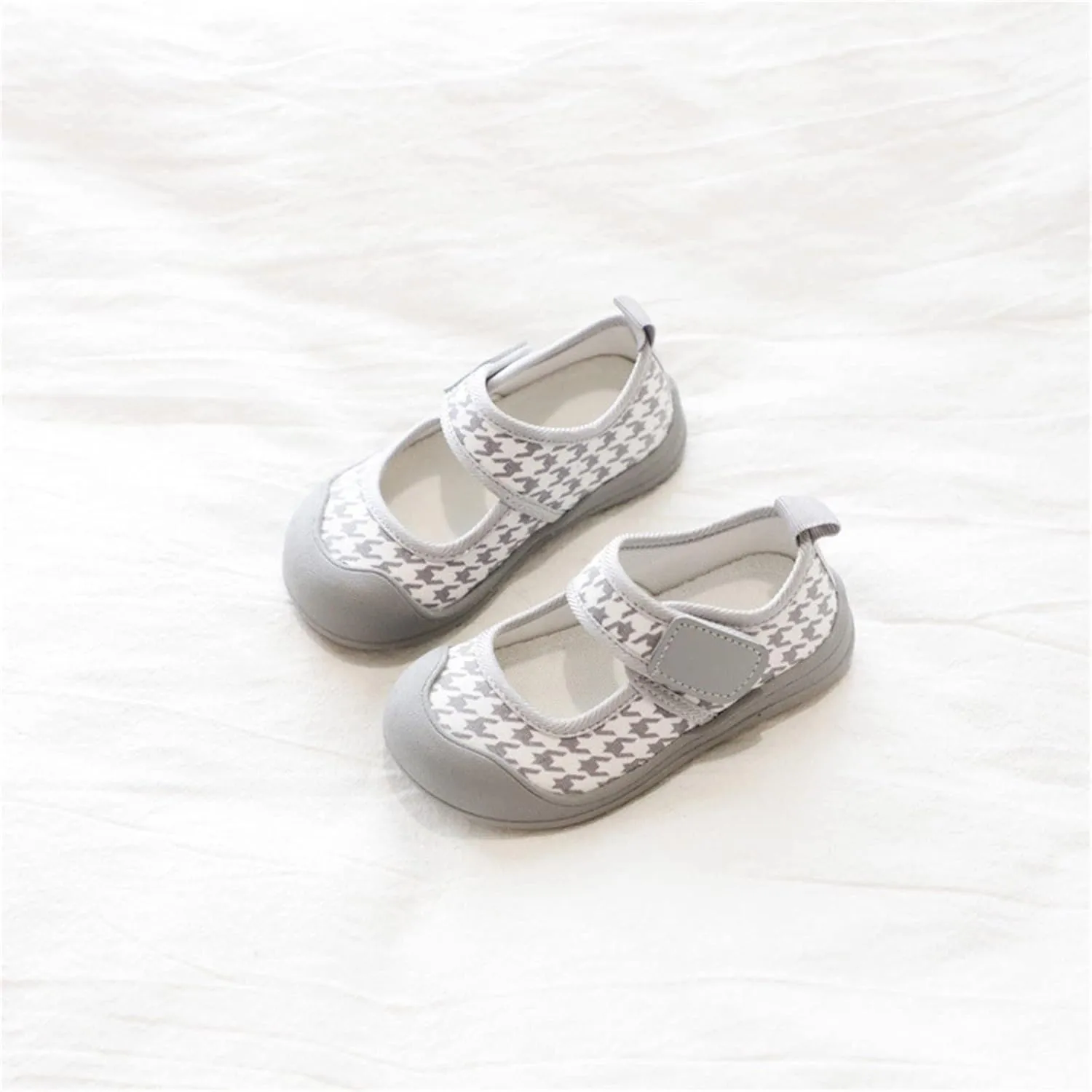 Toddler Baby Girl Shoes Canvas Shoes Baotou Sandals Baby Soft Soles Non Slip Suitable For 2 To 11 Girls Heels Size 1