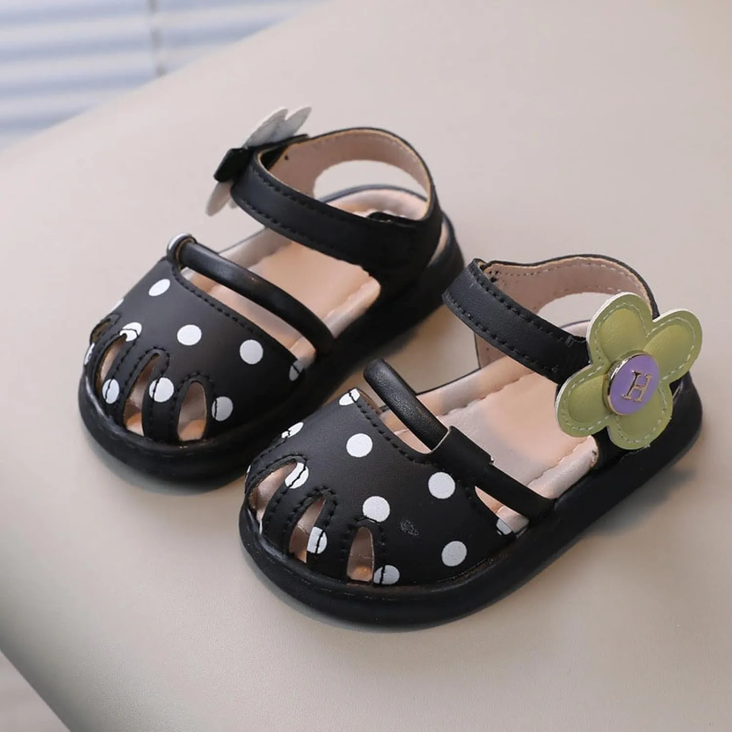 Toddler Girl Sandals Shoes Breathable Shoe Dew Toe Shoe Bag Head Sandals Girl Sandals Baby Soft Shoe Covers Sandals