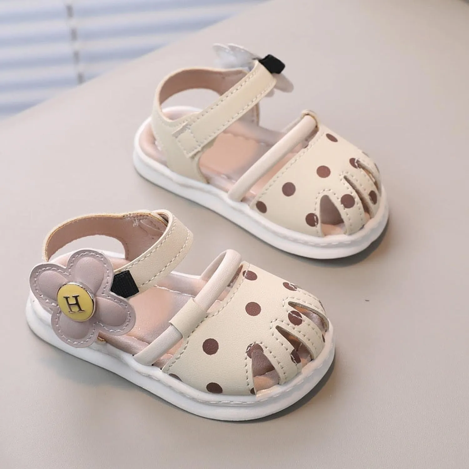 Toddler Girl Sandals Shoes Breathable Shoe Dew Toe Shoe Bag Head Sandals Girl Sandals Baby Soft Shoe Covers Sandals