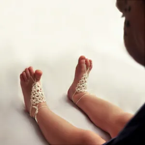Triangle Lace Baby Barefoot Sandals Foot Jewelry, Flower Girl Gift, Crochet Boho Children Nude Shoes, Mommy & Me Beach Wear, Summer Christening, First Birthday (XXS Baby size 5-10 Light Pink)