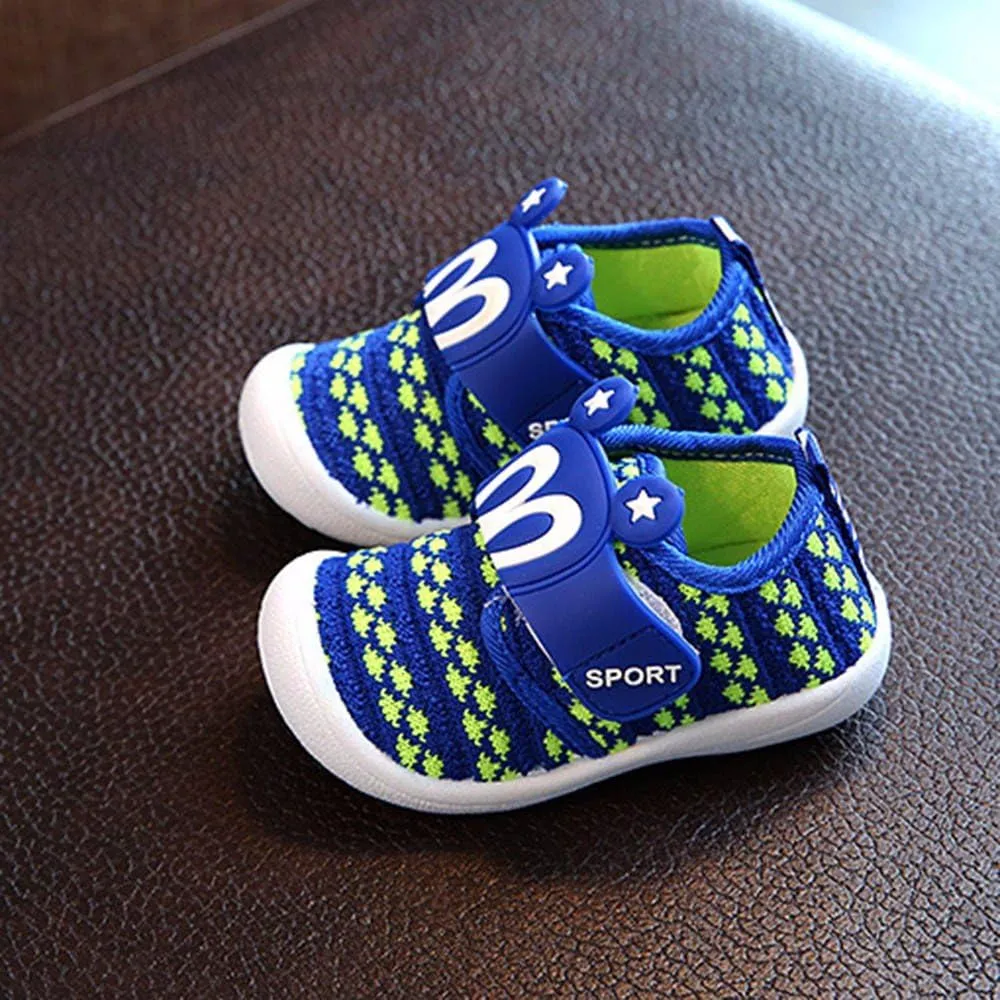 Unisex-Baby Sneakers Crib Shoes Newborn Infant Boy Girl Squeaky Shoes Lightwight Non-Slip Toddler First Walkers