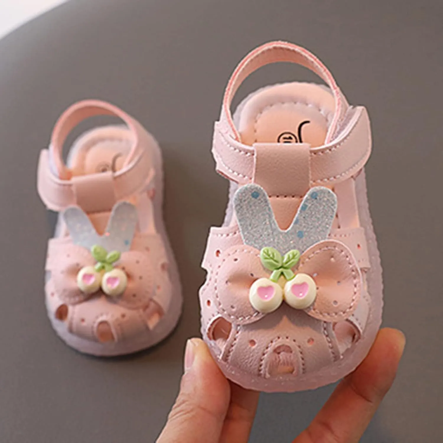 Water Socks Kids Children Shoes Flat Comfortable Soft Sandals Soft Sole Toddler Shoes Baotou Water Shows for Kids